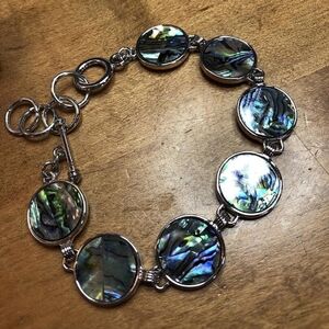 🆕️ ABALONE DISC SHAPED LINK BRACELET IN SILVERTONE
